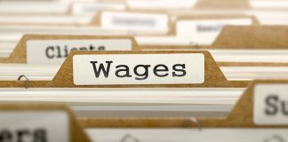 Hungarian real wages drop amid sky-high inflation