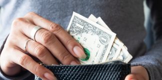 What to Do with Your Money Now that Savings Rates are Up