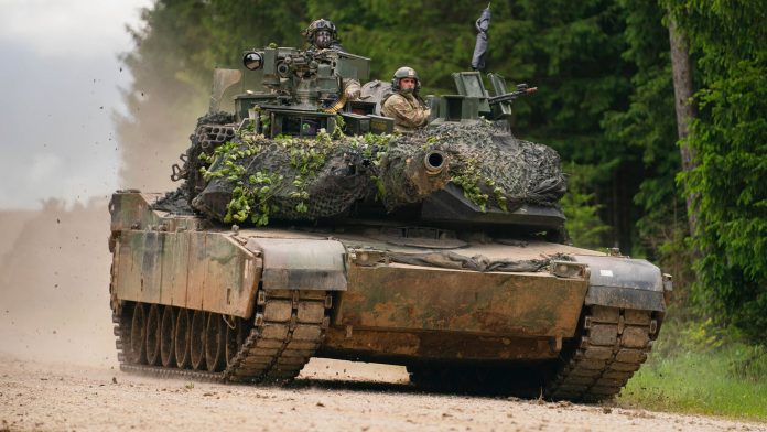 who-is-sending-tanks-to-ukraine.jpg