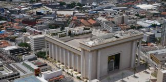 Why the Catholic Church Is Losing Latin America